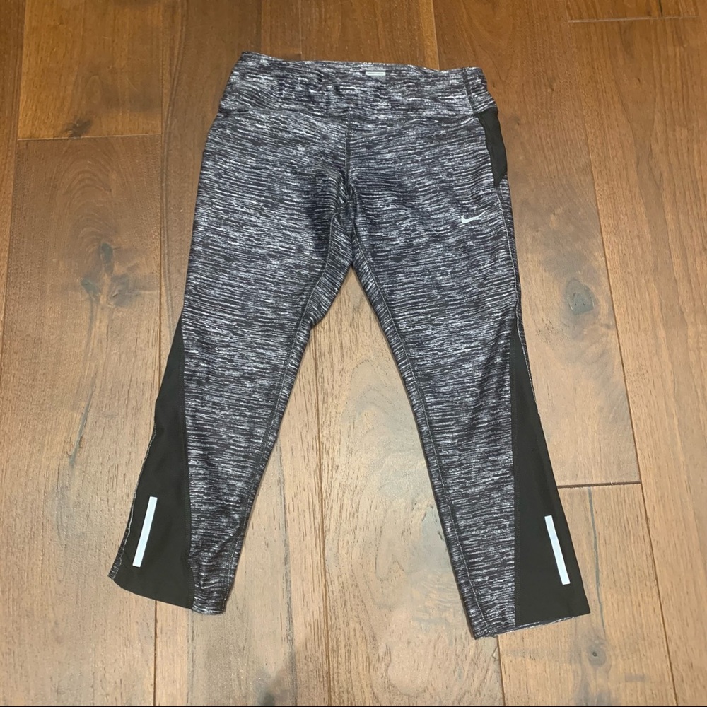Nike running dri-fit cropped pants